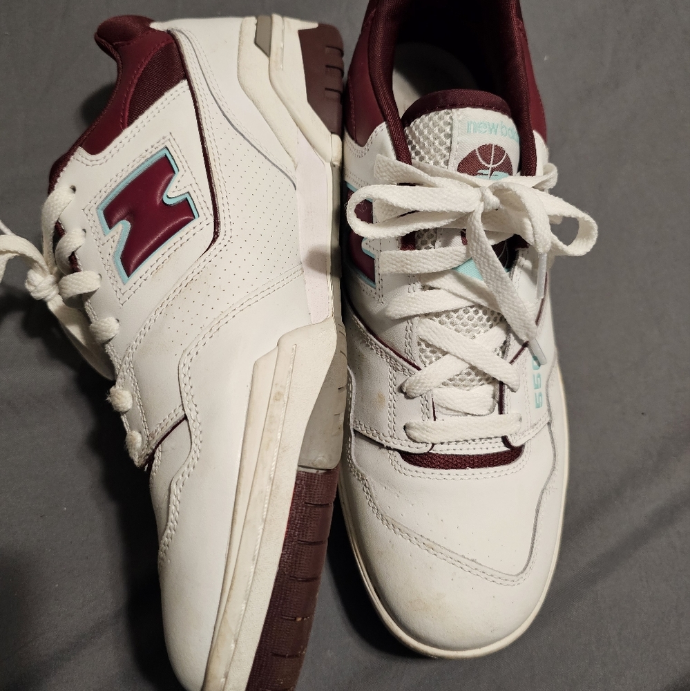 New Balance 550